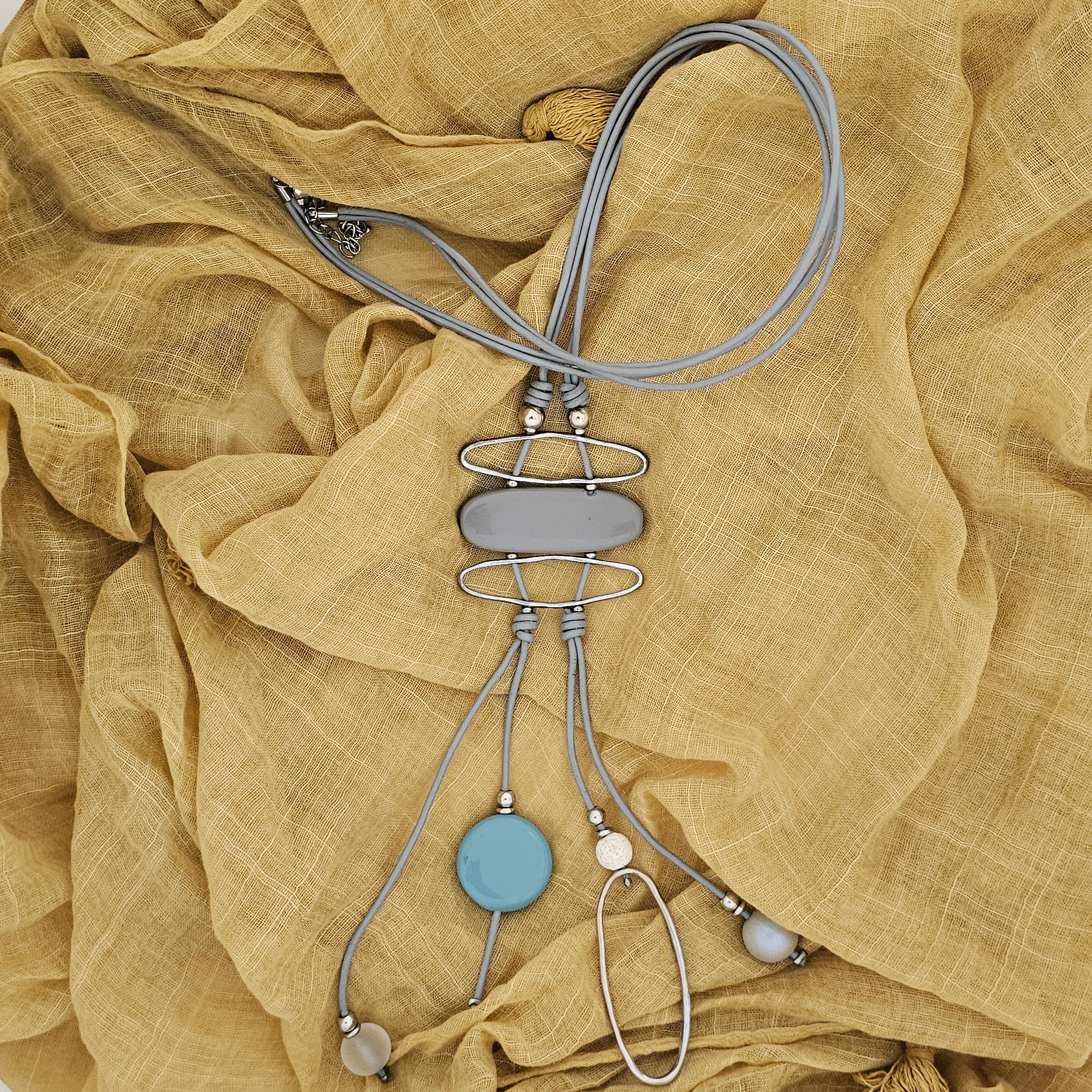 Jewellery / Accessories