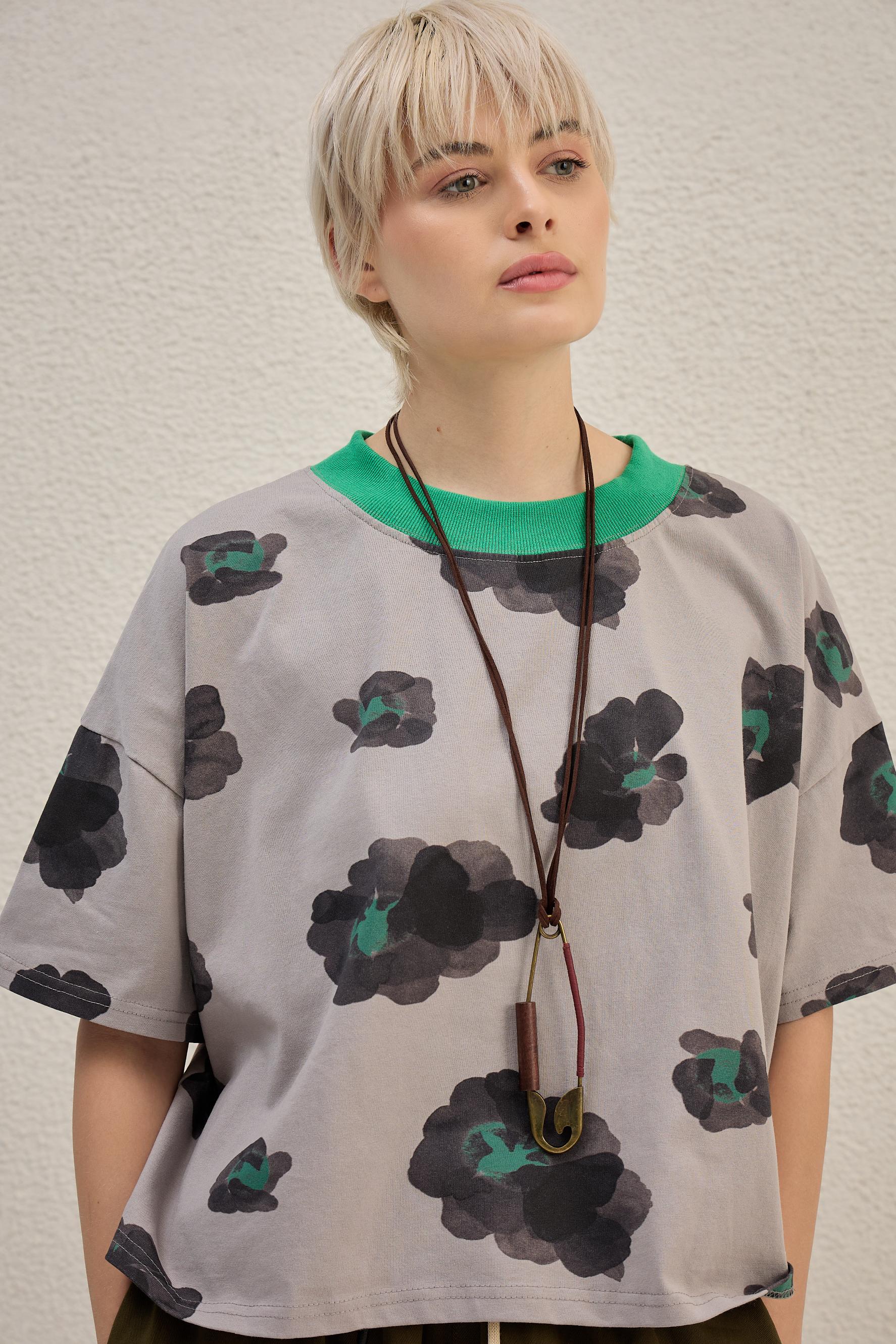 Bloom Break Tee