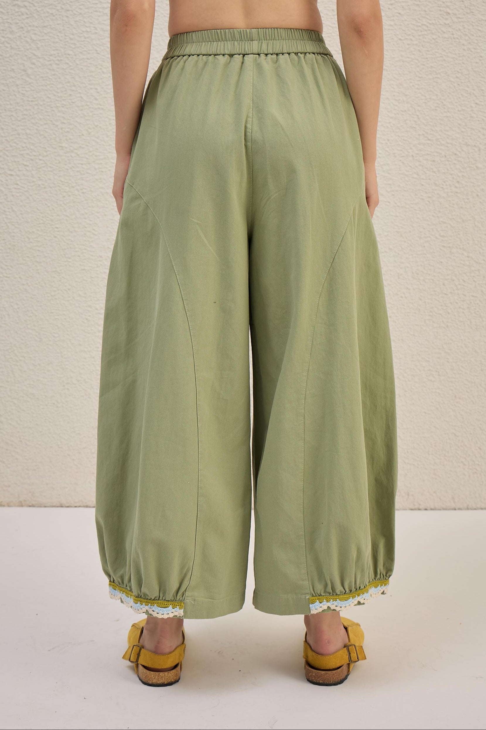 Verde Motion Pants (Petite)