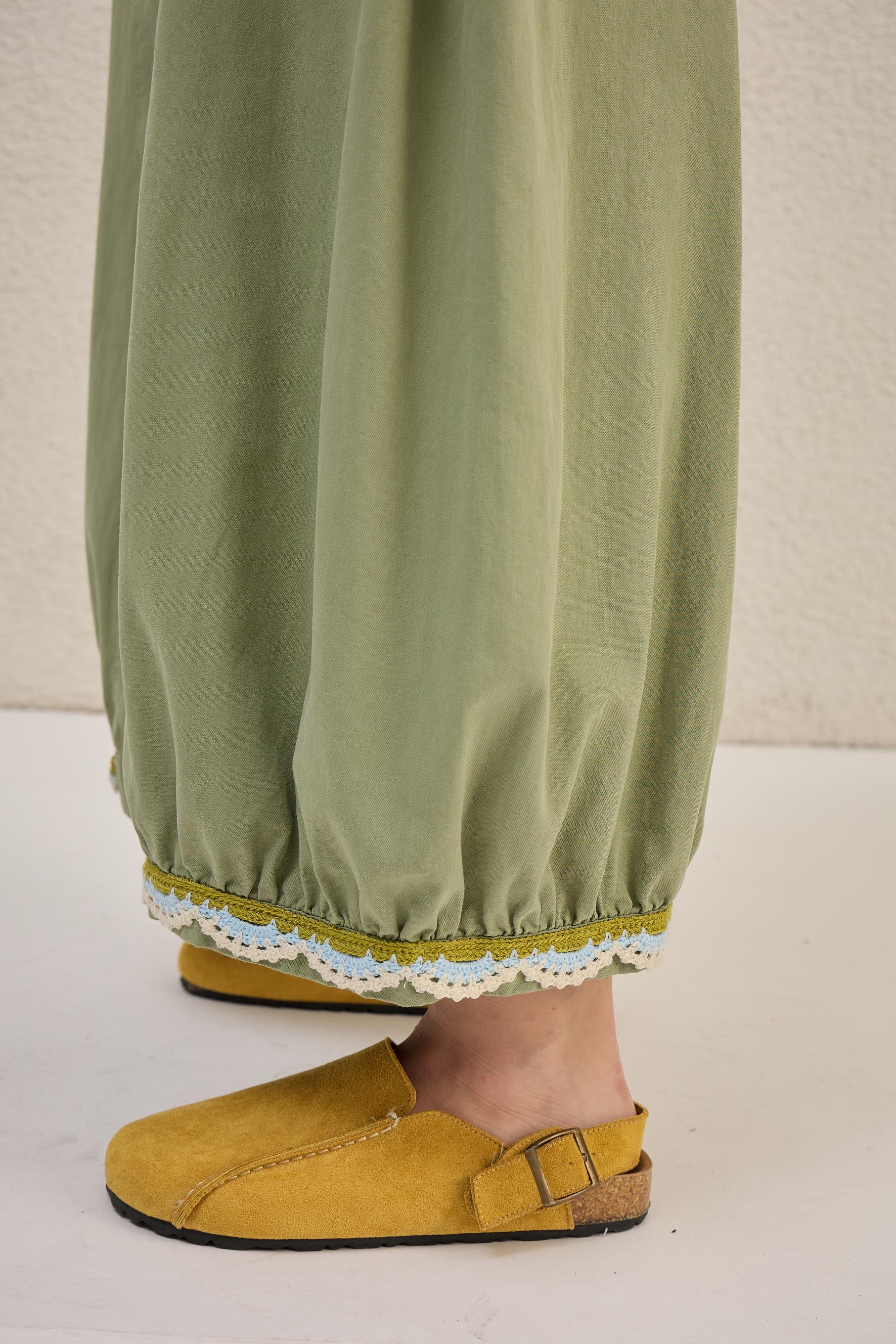 Verde Motion Pants (Petite)