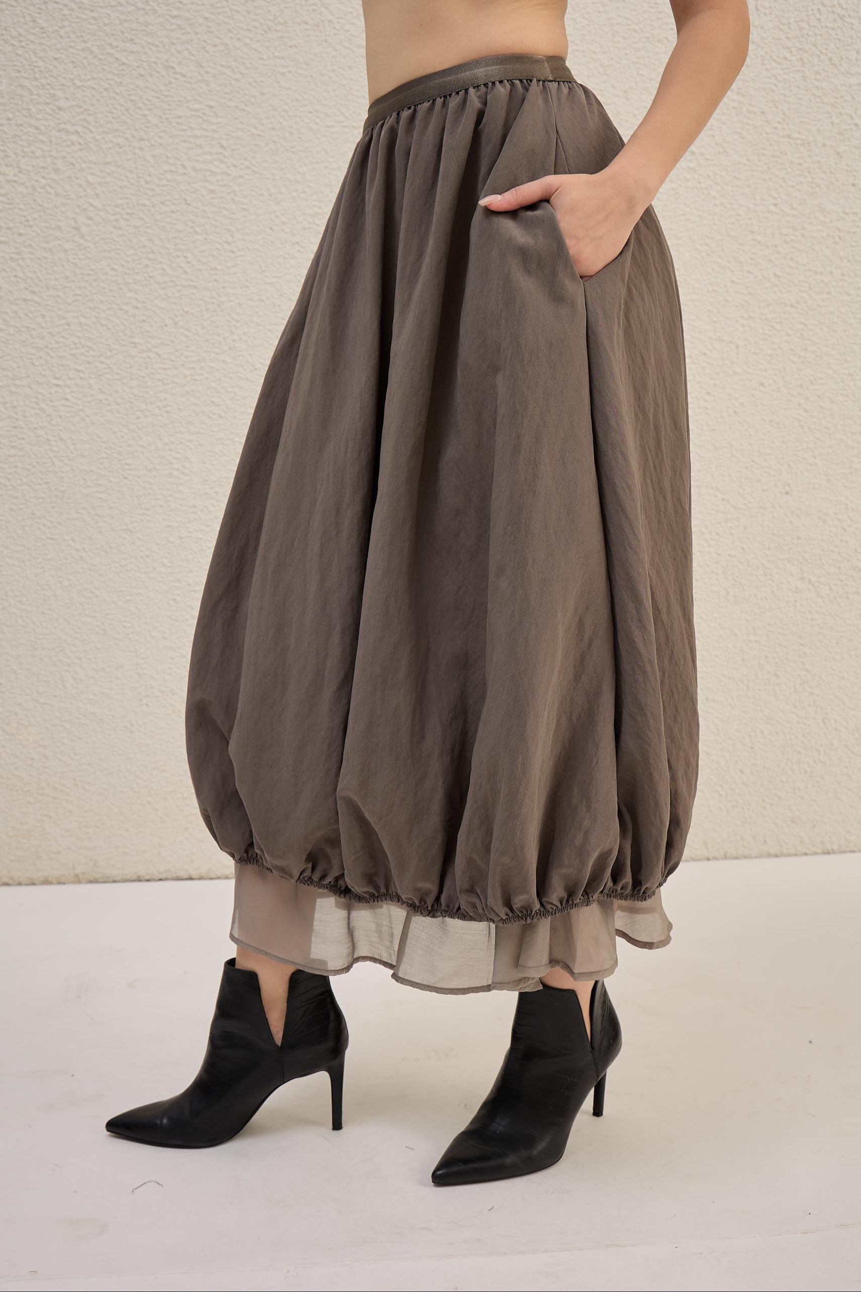 Smoke Orbit Skirt