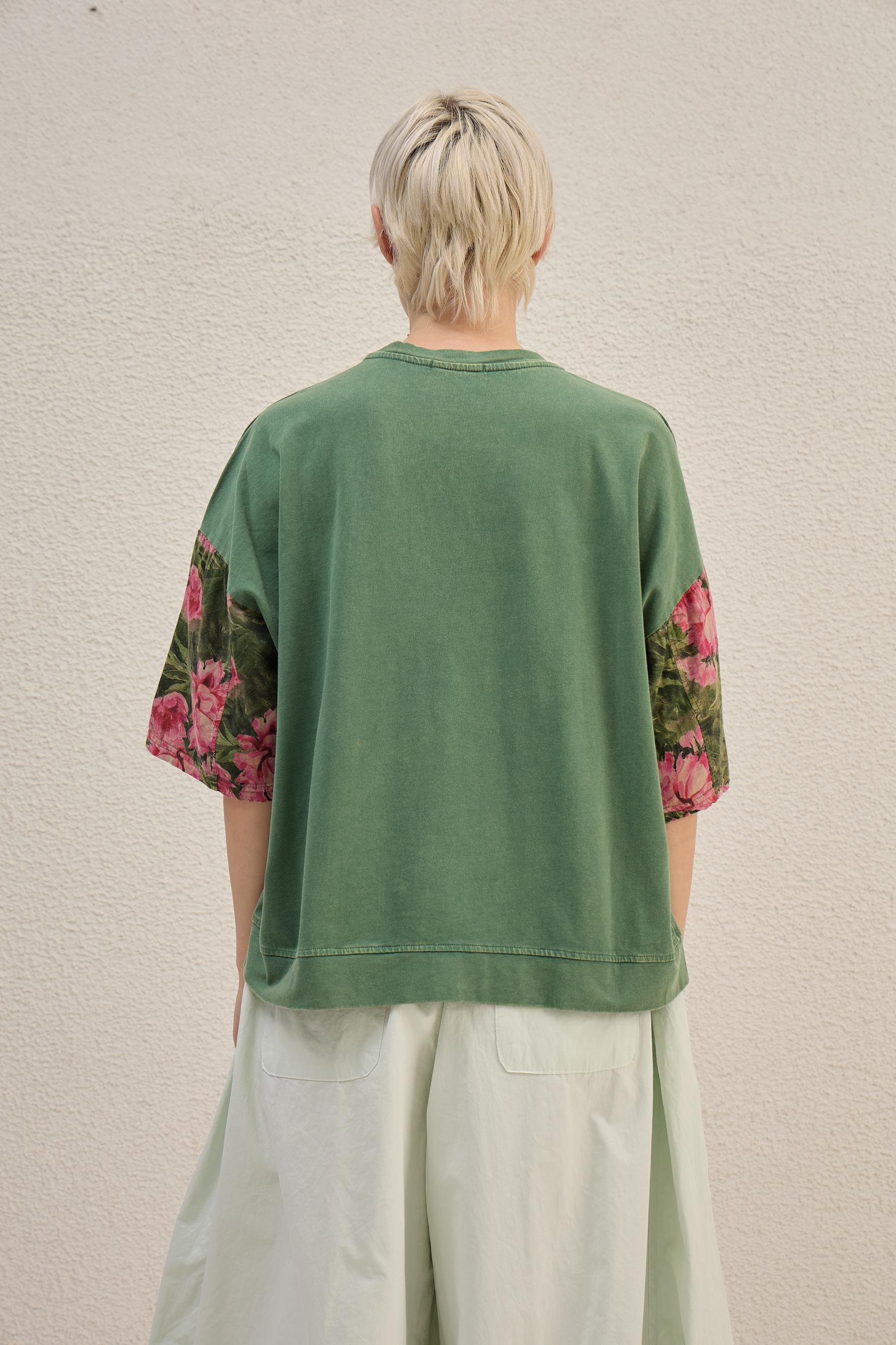 Asymmetry Bloom Top