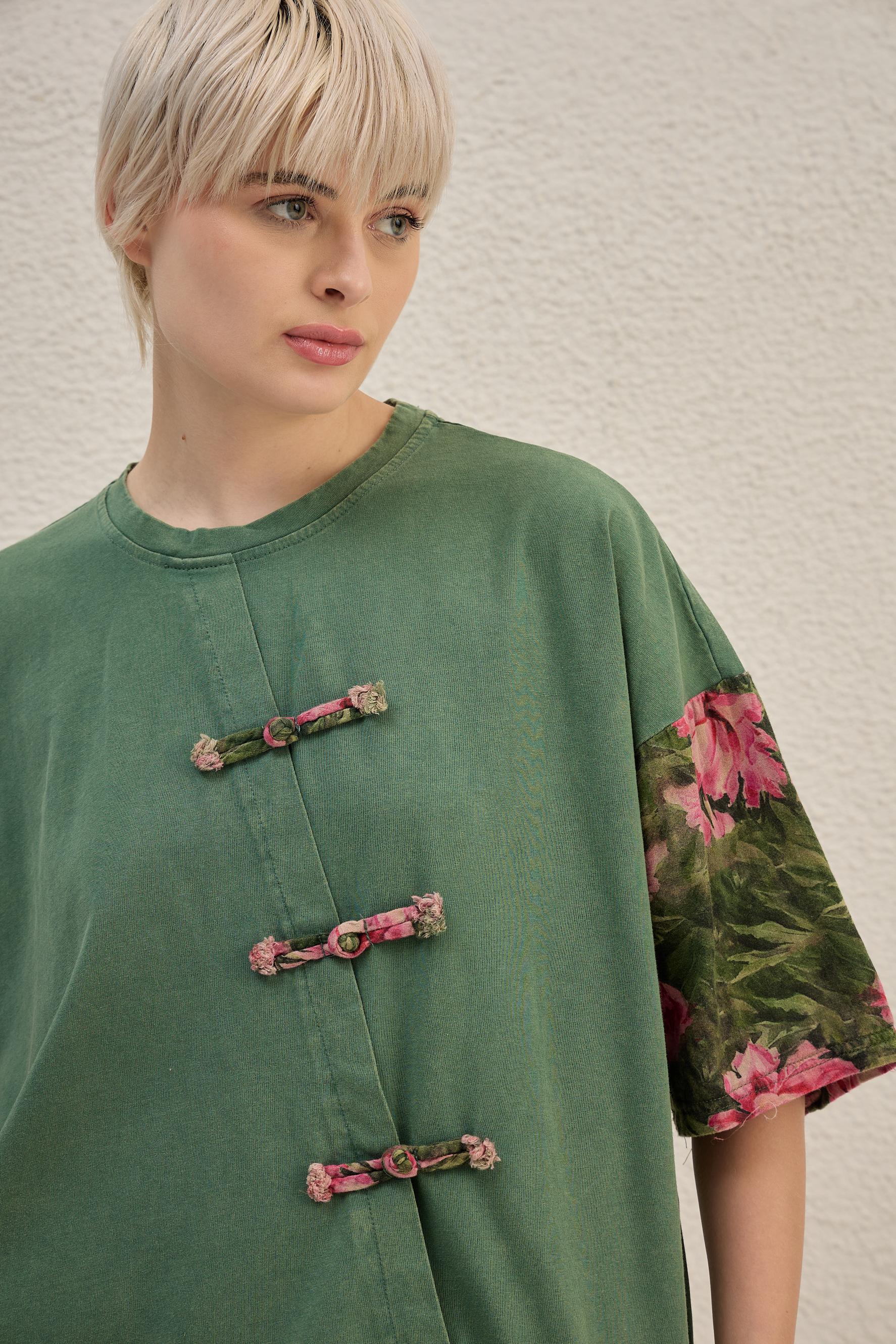 Asymmetry Bloom Top