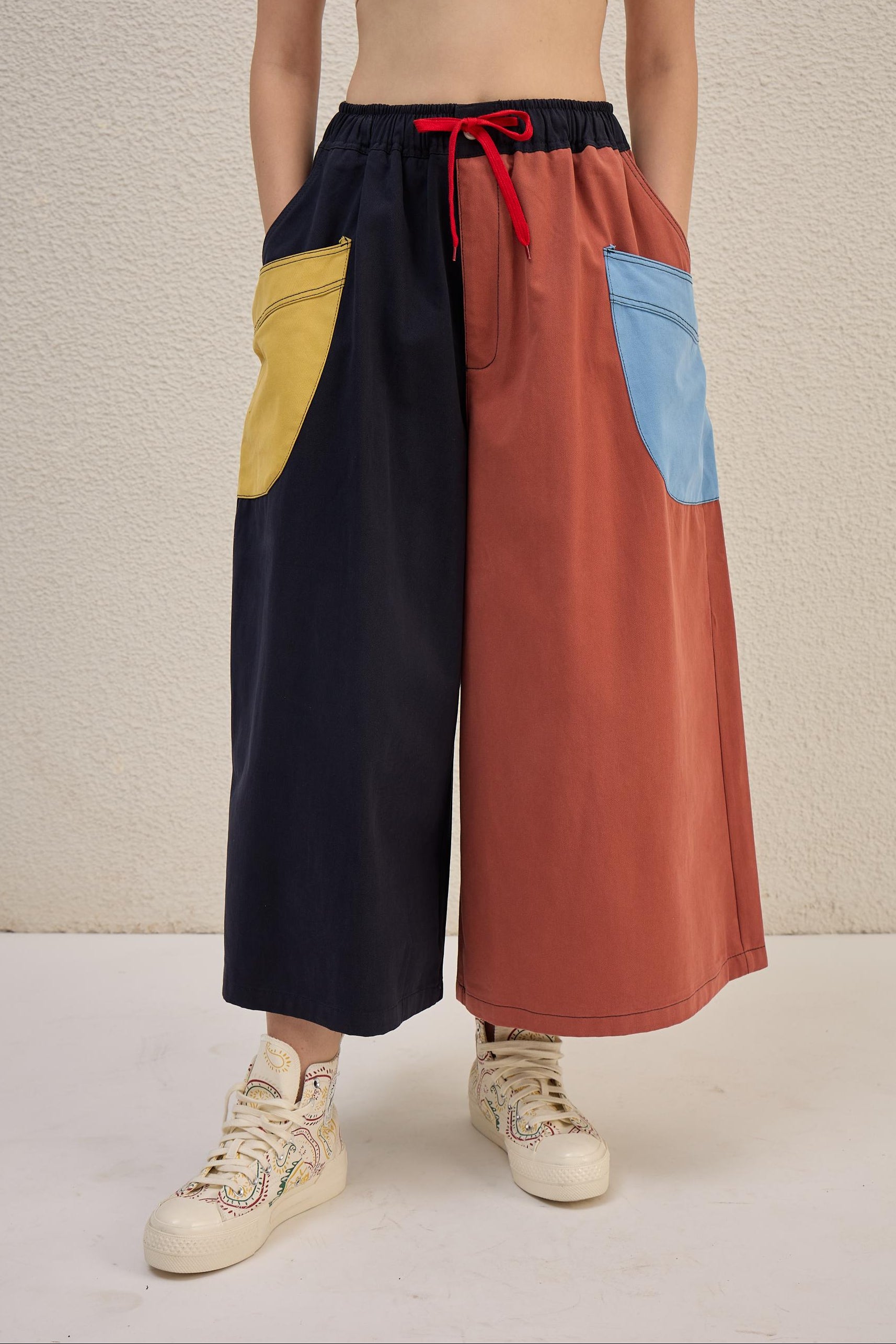 Contrast Rebel Volume Pants