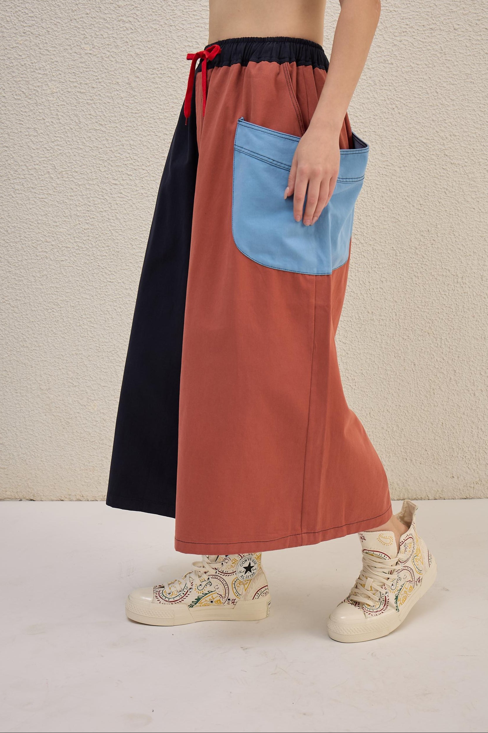 Contrast Rebel Volume Pants