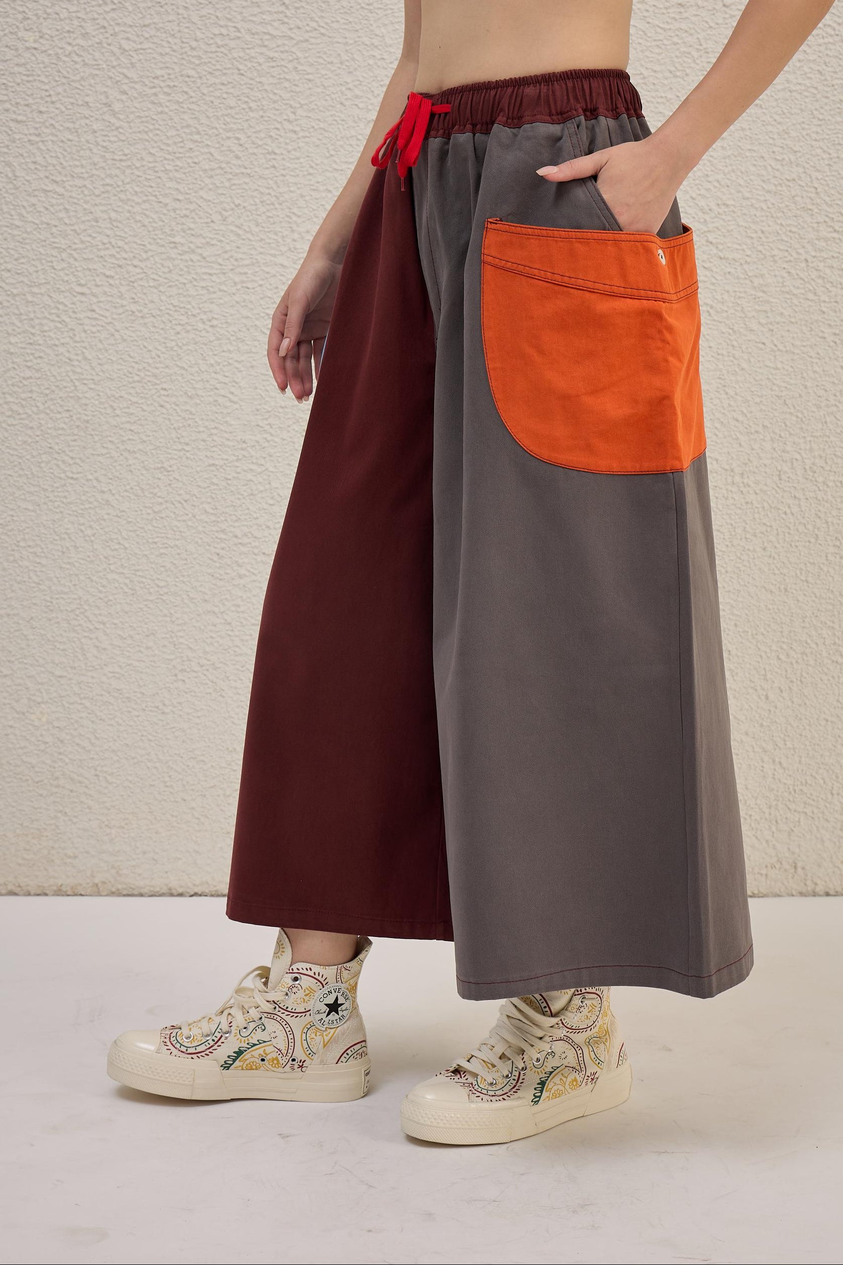 Contrast Rebel Volume Pants