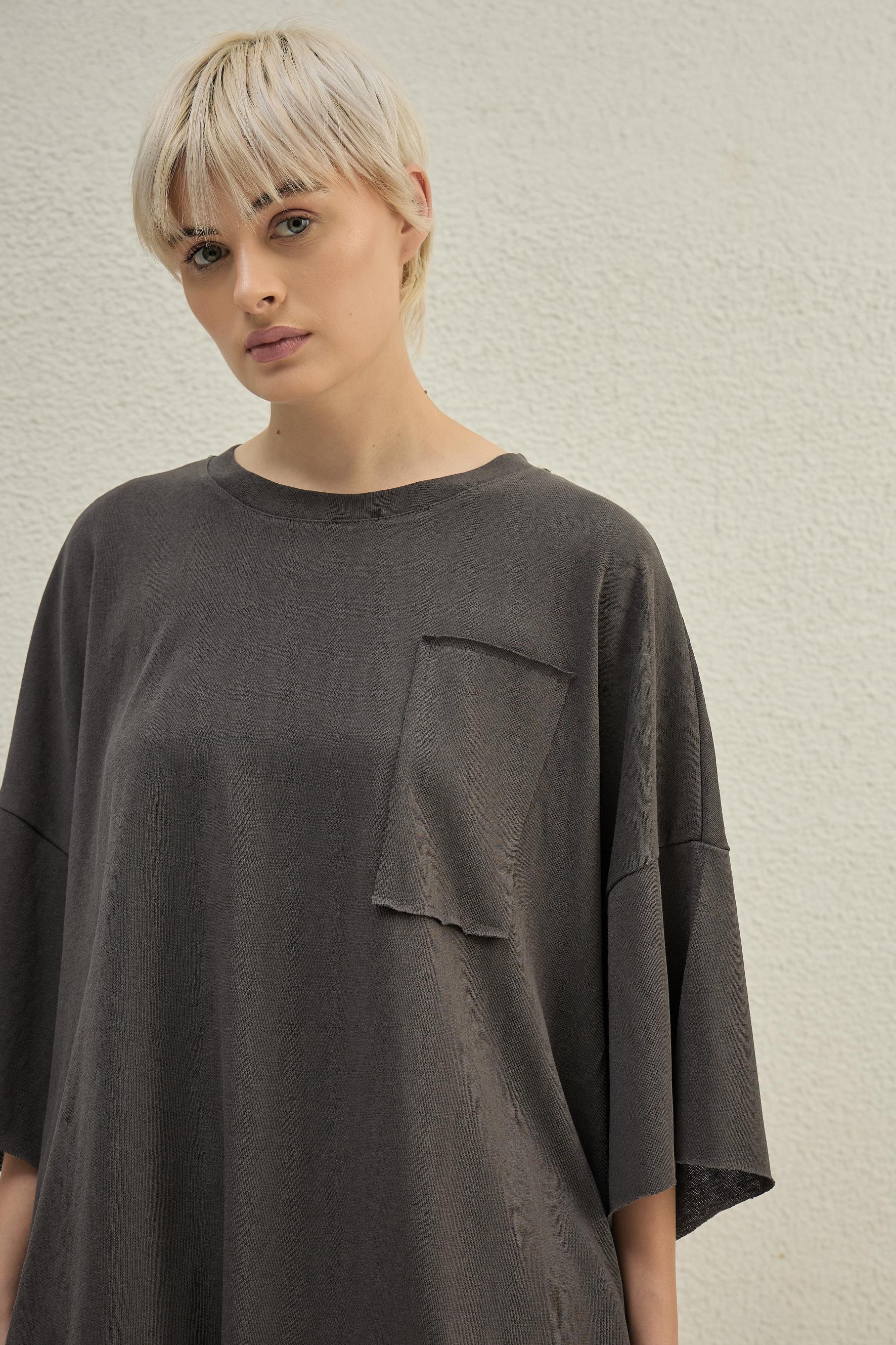 Unsaid Volume Tee