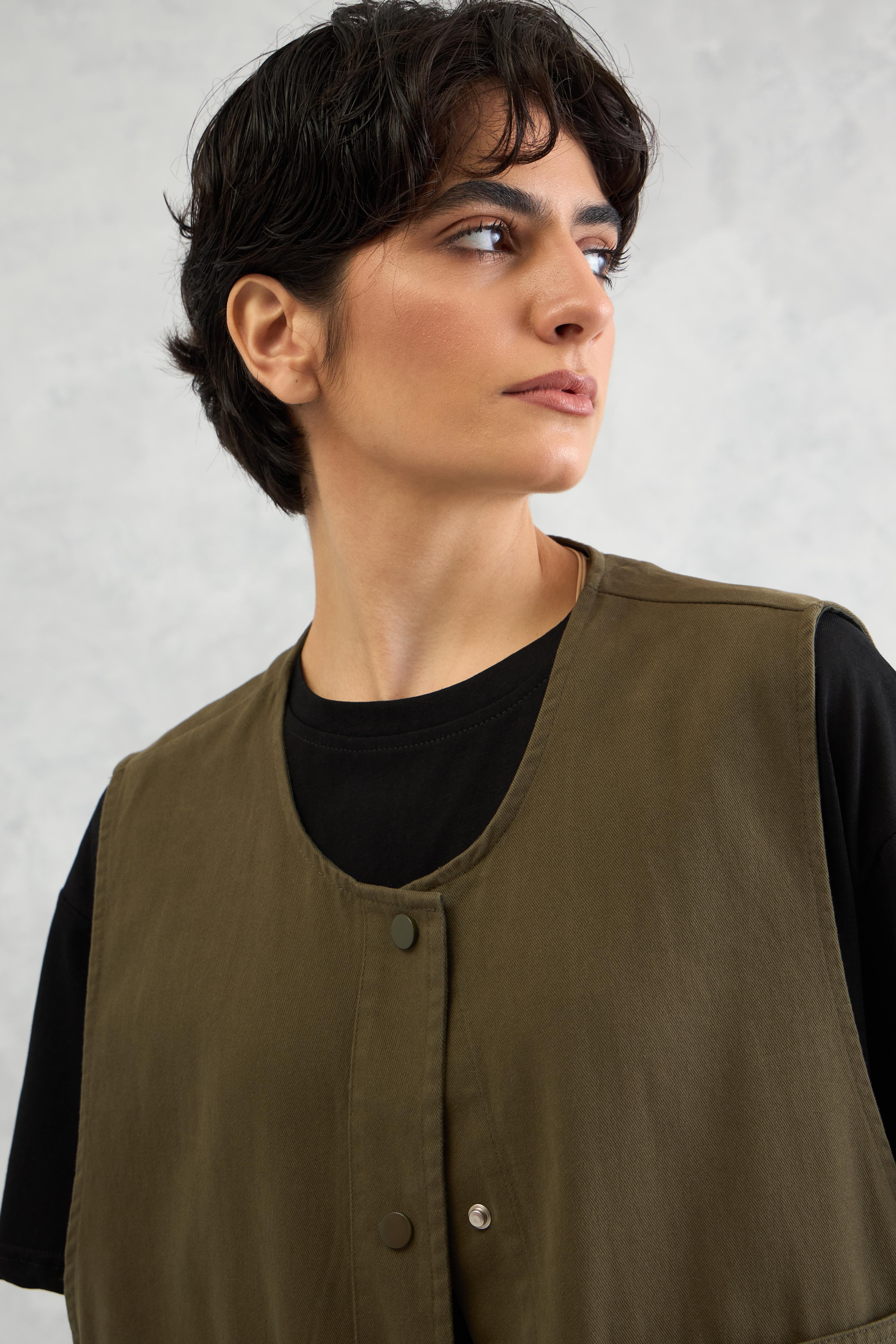 Breezy Utility Gilet (10% Off Auto Applied On Add to Cart)