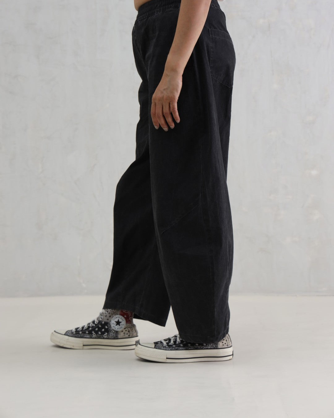 Voluminuous Woven Pants