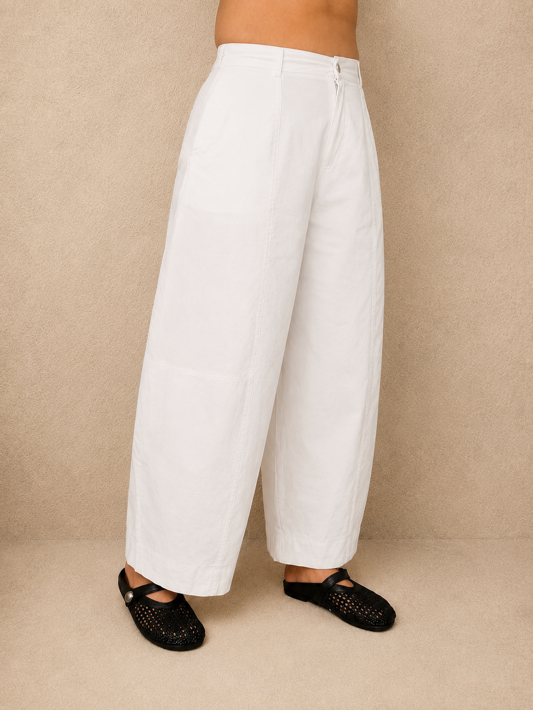 Ivory Orbit (Petite)