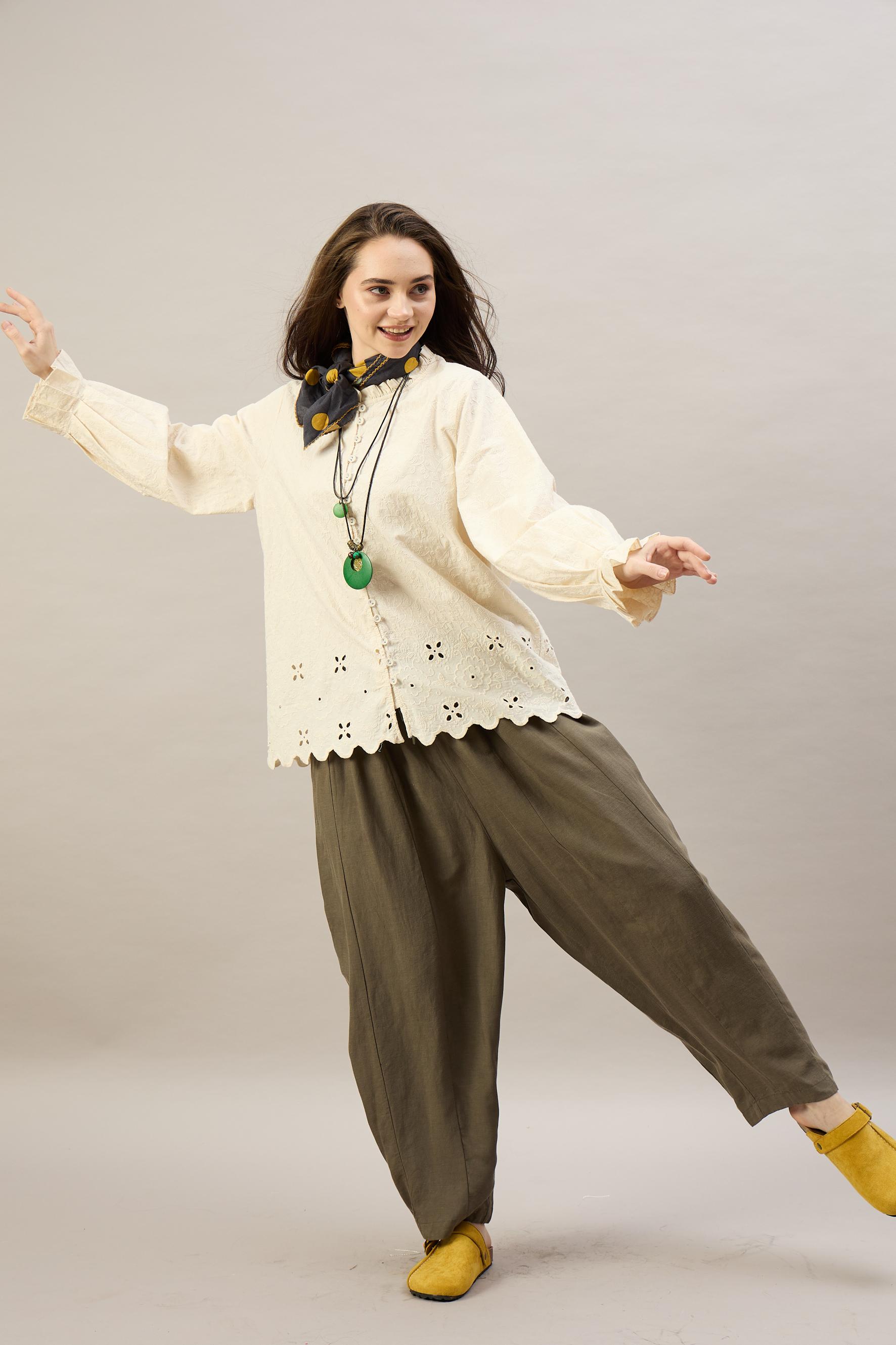 Vintage Ivory Eyelet Top