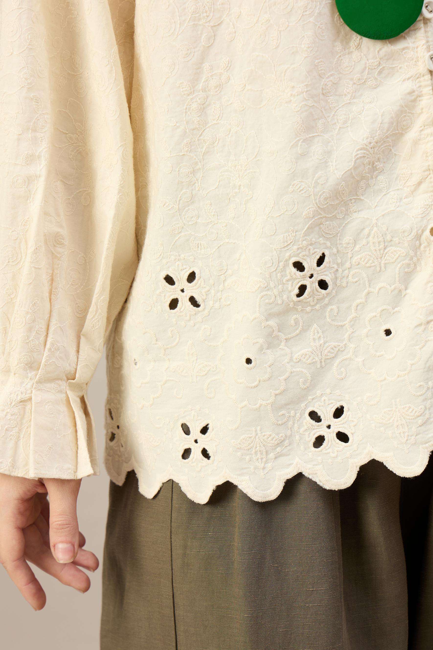 Vintage Ivory Eyelet Top