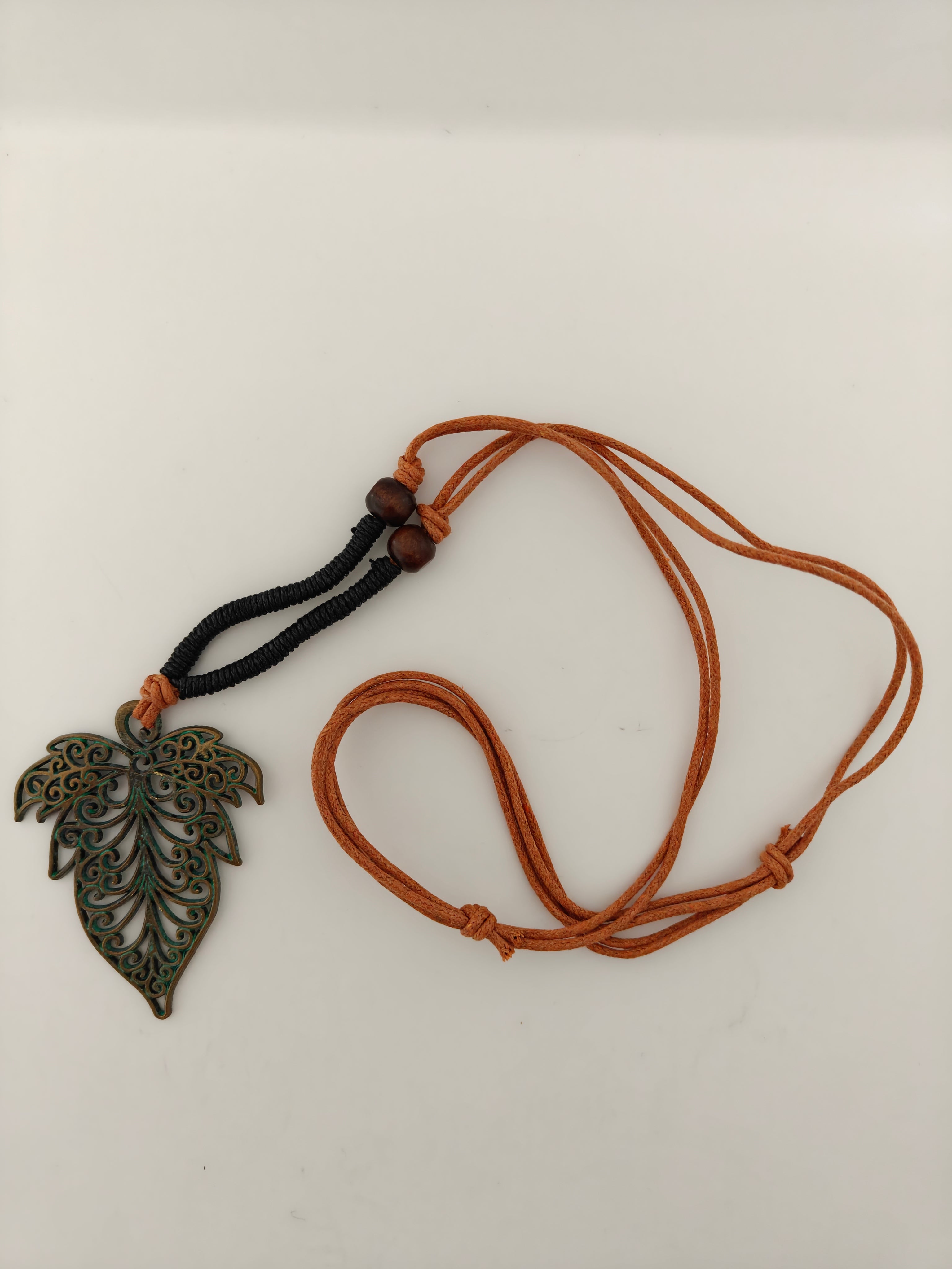 Autumn Vein Pendant