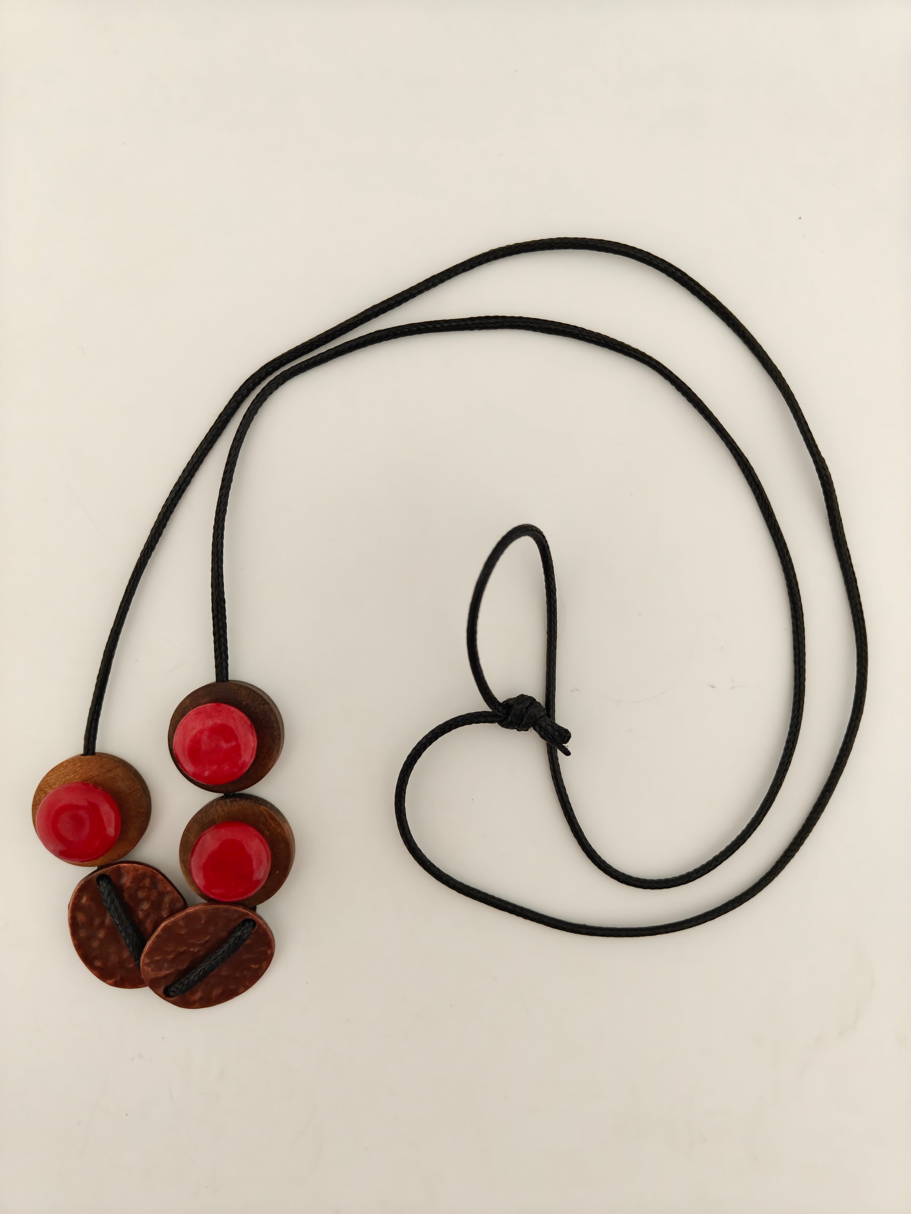 Terra Loop Necklace Red