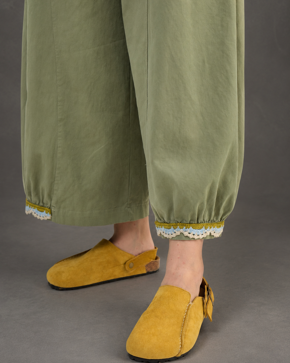 Verde Motion Pants (Petite)