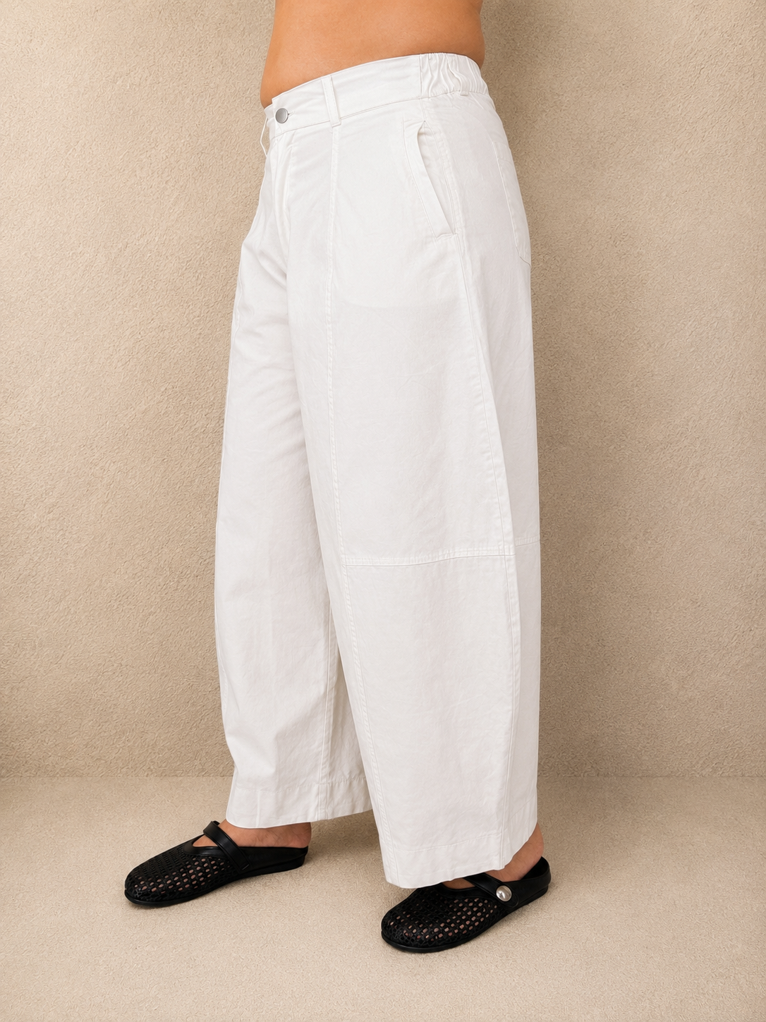 Ivory Orbit (Petite)