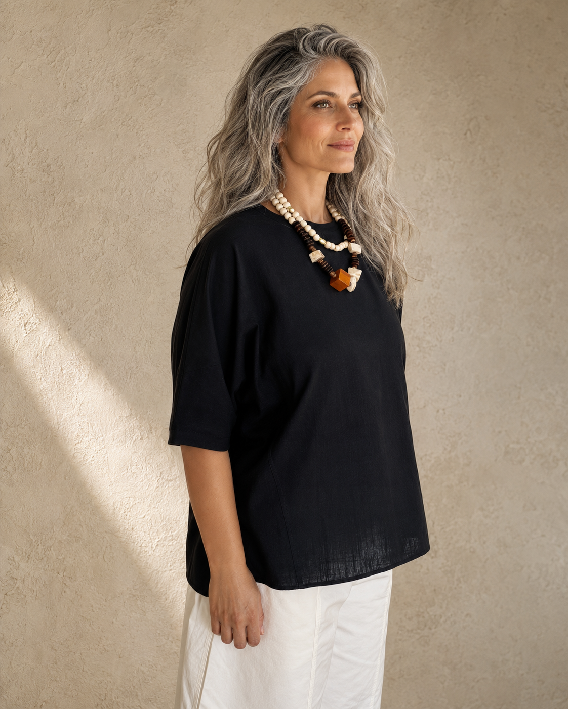 Noir Ease Top
