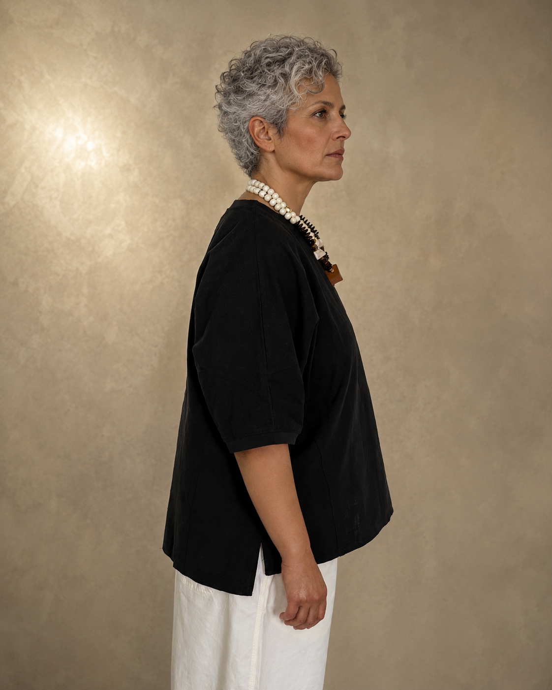Noir Ease Top