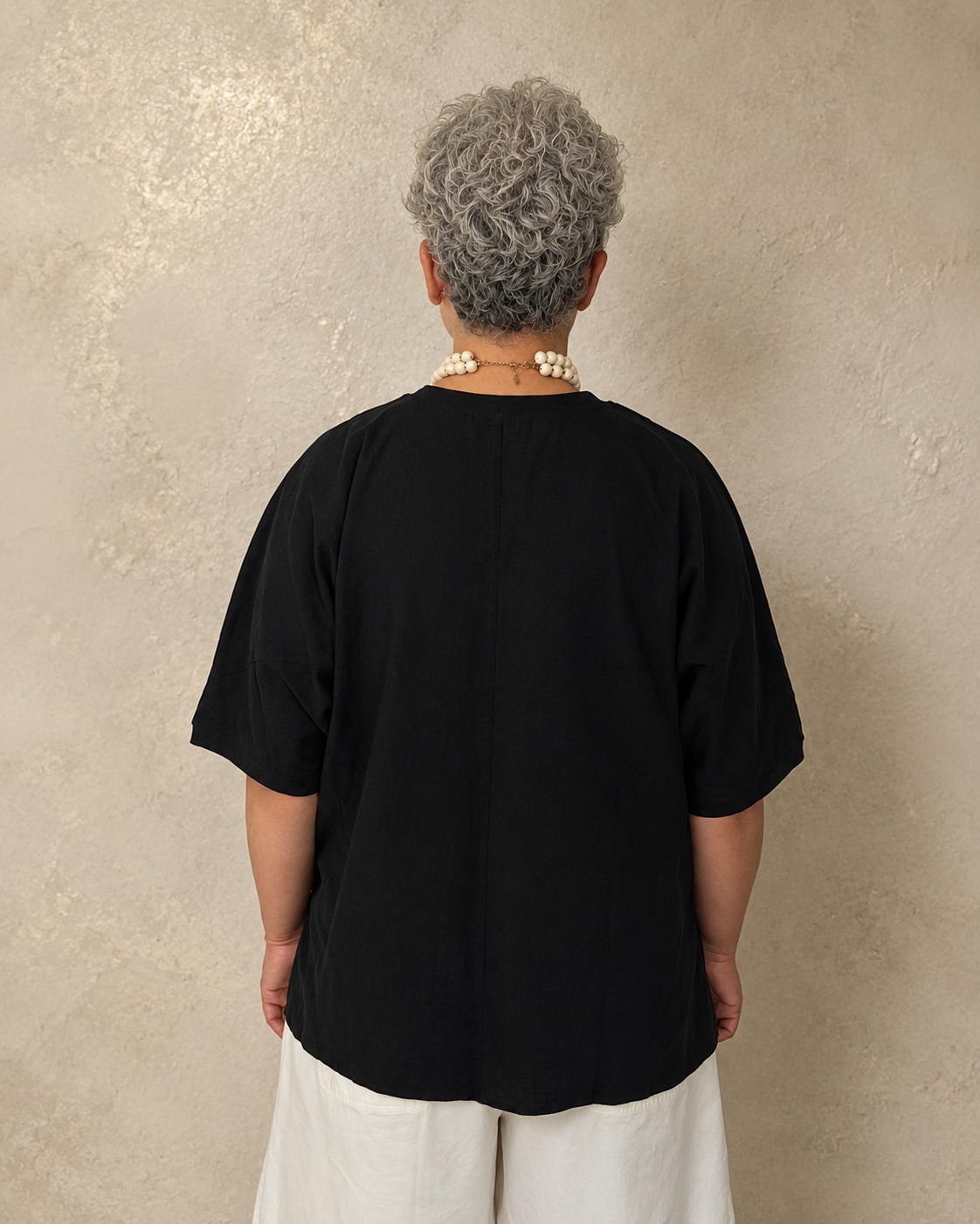 Noir Ease Top